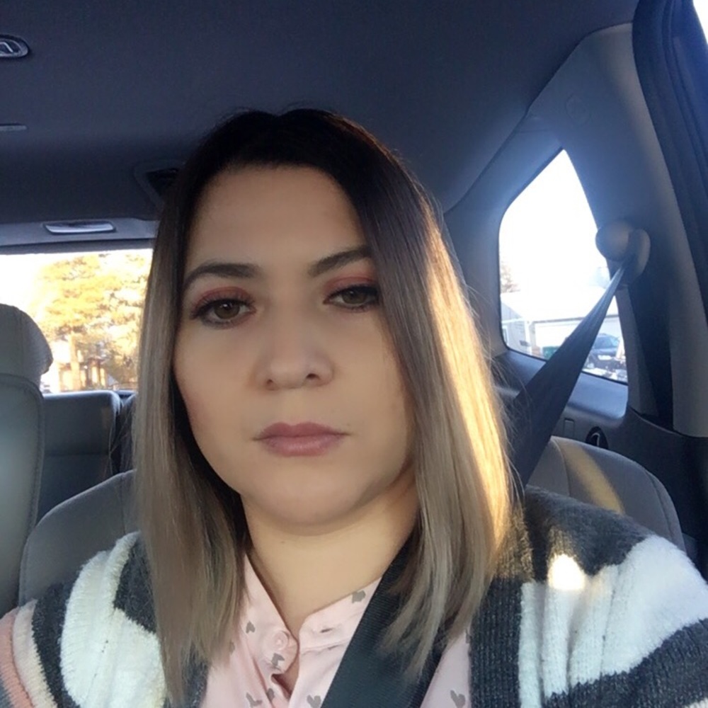 Meet your Posher, Maria leticia